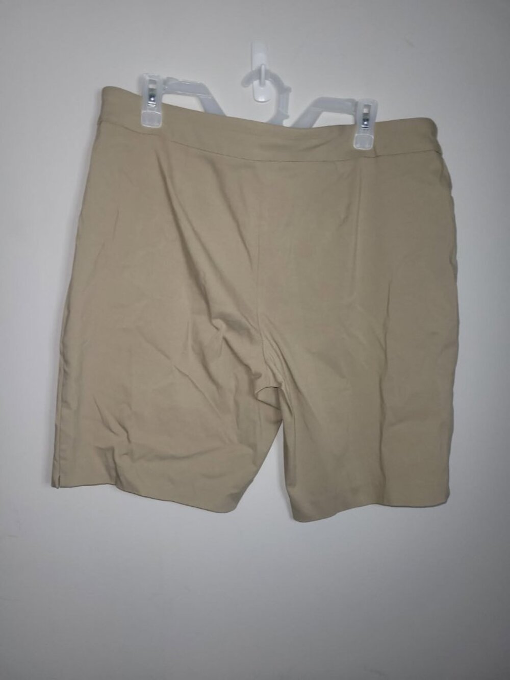 Time and Tru XL Tan Shorts - Picture 5 of 5